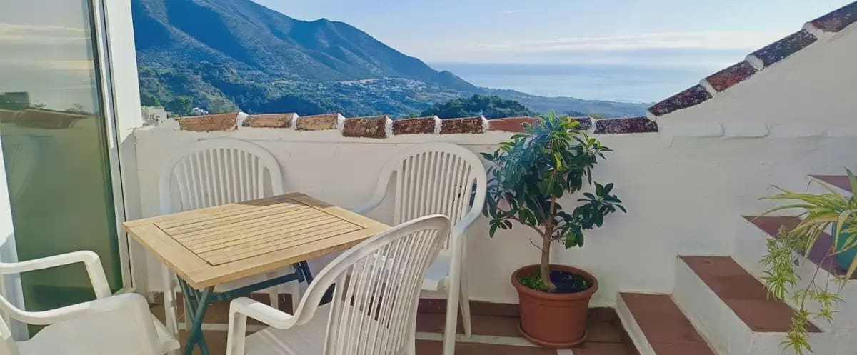 2 makuuhuone Kattohuoneisto myytävänä paikassa Mijas - 380 000 € (Ref: 9966816)
