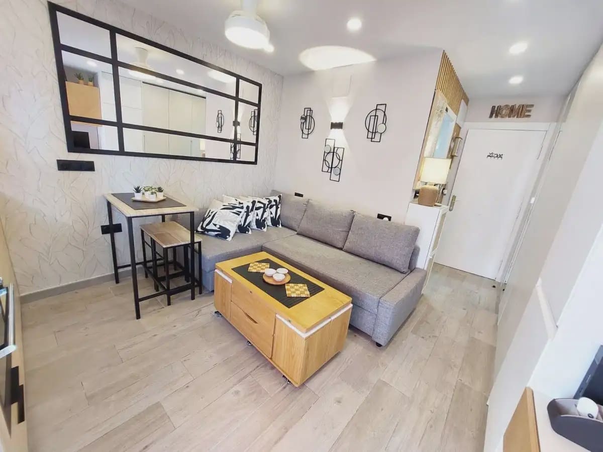 1 bedroom Apartment for sale in Benalmadena with pool - € 198,000 (Ref: 9966817)