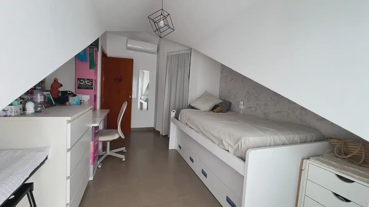 3 bedroom Semi-detached Villa for sale in Benalmadena with garage - € 599,000 (Ref: 9966819)
