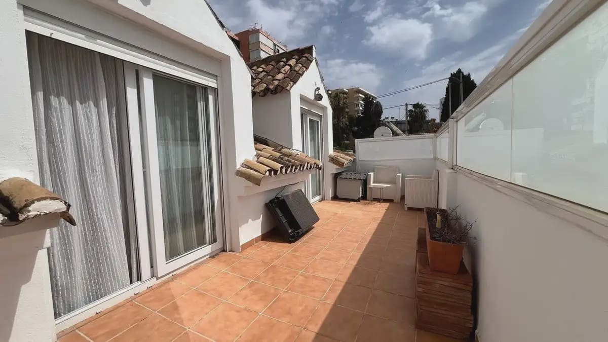 3 bedroom Semi-detached Villa for sale in Benalmadena with garage - € 599,000 (Ref: 9966819)