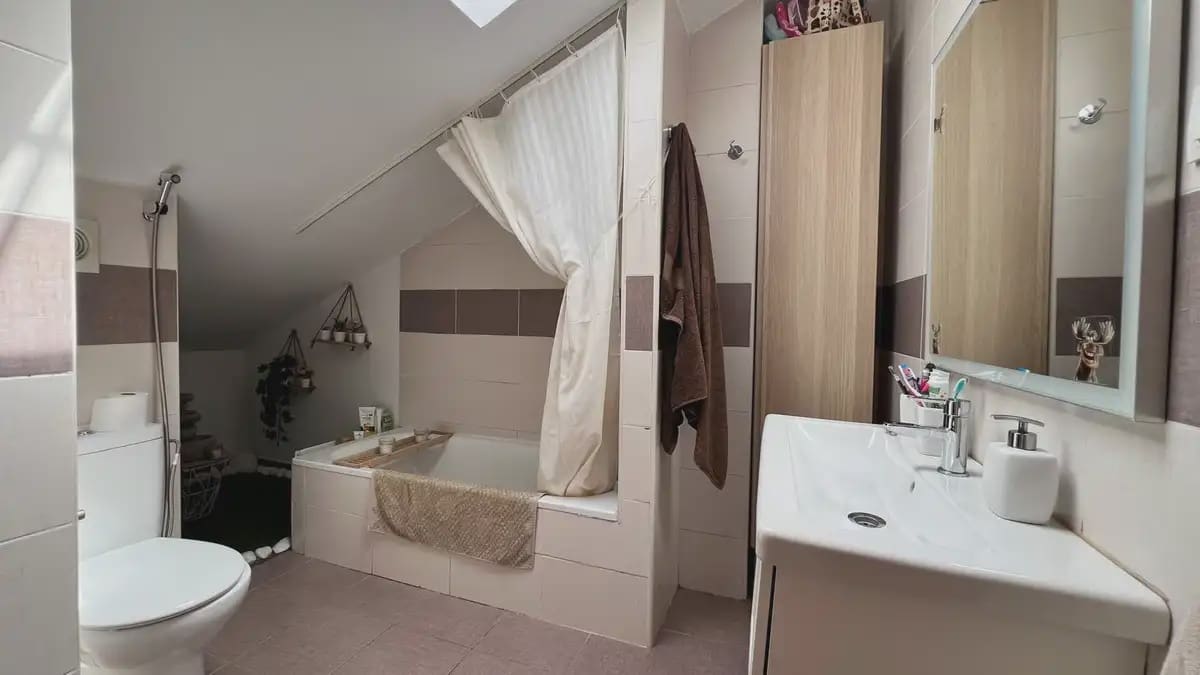 3 bedroom Semi-detached Villa for sale in Benalmadena with garage - € 599,000 (Ref: 9966819)