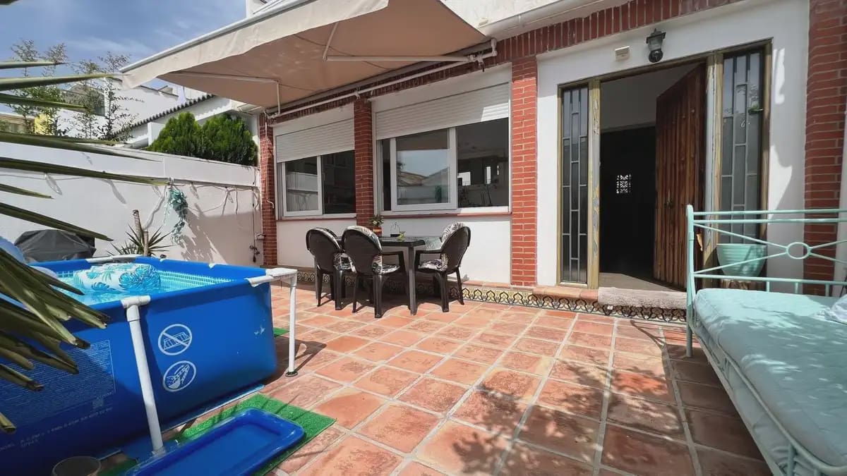 3 bedroom Semi-detached Villa for sale in Benalmadena with garage - € 599,000 (Ref: 9966819)