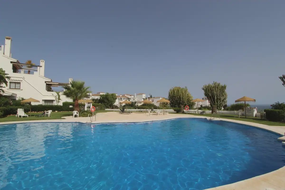 2 bedroom Apartment for sale in Mijas with pool garage - € 355,000 (Ref: 9966820)