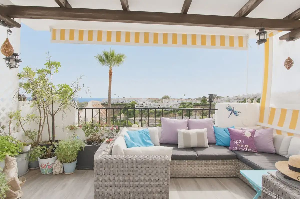 2 bedroom Apartment for sale in Mijas with pool garage - € 355,000 (Ref: 9966820)
