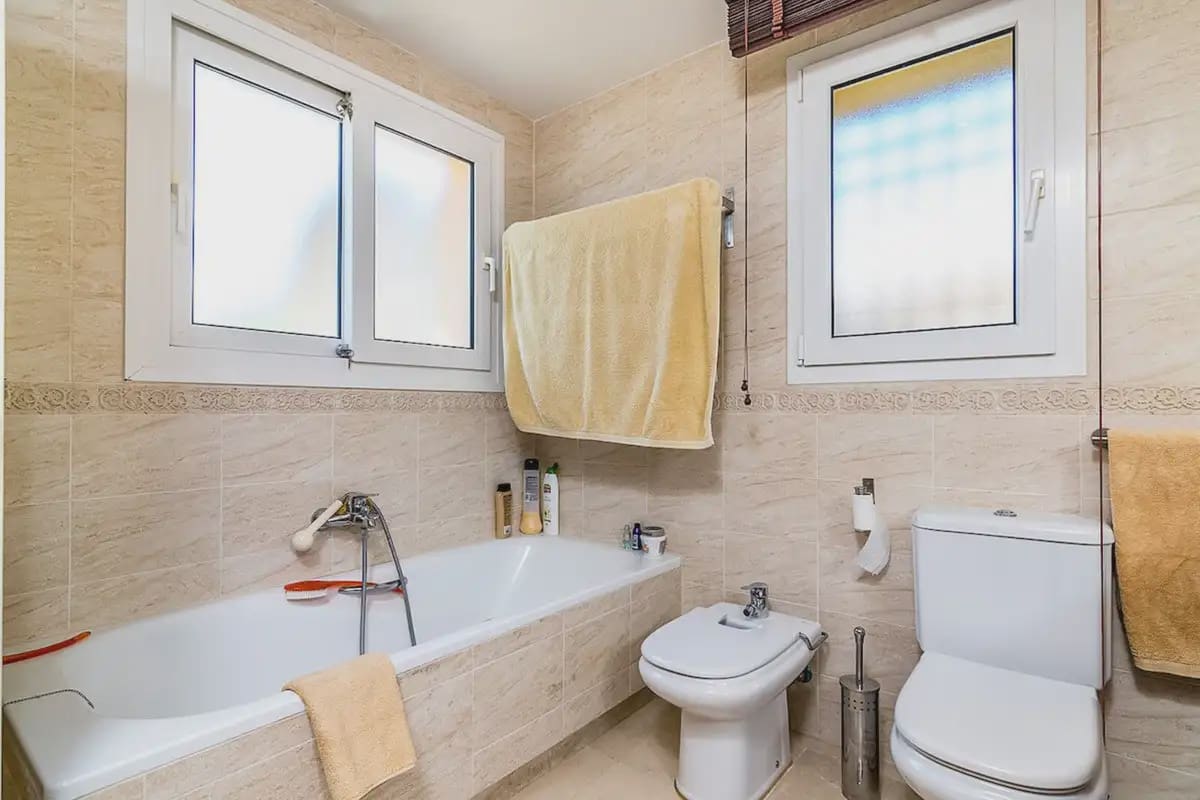 4 sypialnia Dom blizniak na sprzedaż w Mijas z garażem - 620 000 € (Ref: 9969128)