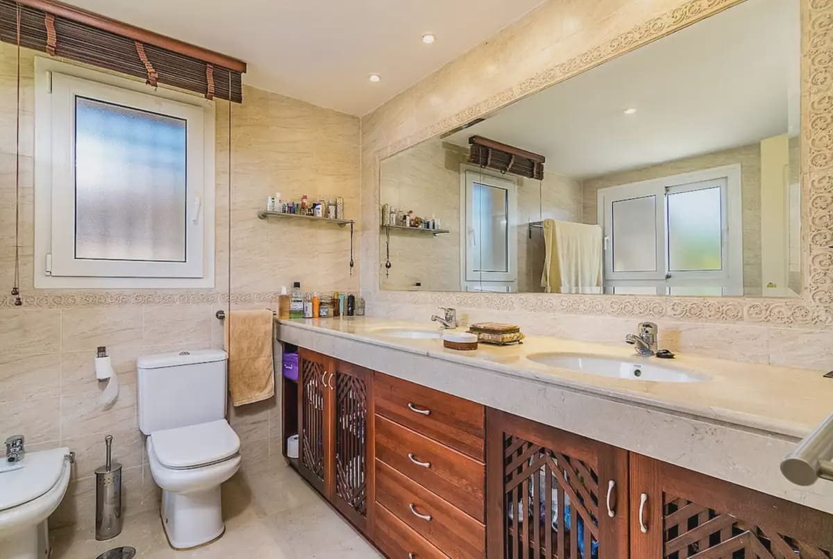 4 sypialnia Dom blizniak na sprzedaż w Mijas z garażem - 620 000 € (Ref: 9969128)