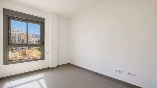 3 soveværelse Lejlighed til salg i Parque de la Paloma, Benalmádena med swimmingpool garage - € 560.000 (Ref: 9969130)