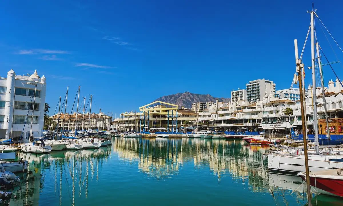 3 bedroom Apartment for sale in Benalmadena with pool garage - € 560,000 (Ref: 9969130)