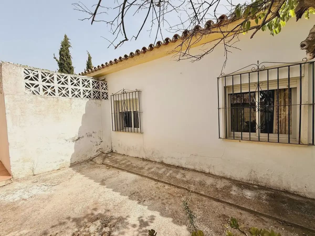 4 bedroom Villa for sale in Mijas with garage - € 579,000 (Ref: 9970817)