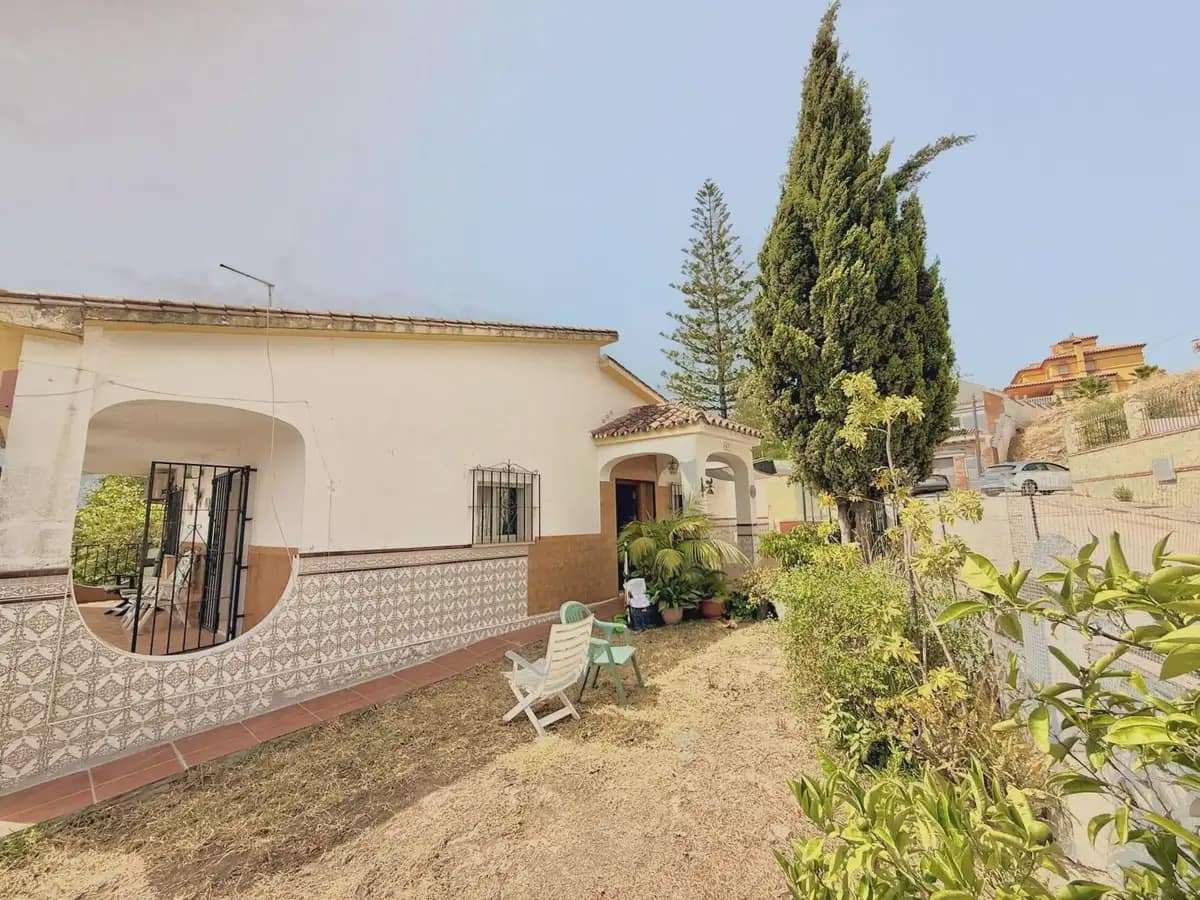 4 bedroom Villa for sale in Mijas with garage - € 579,000 (Ref: 9970817)
