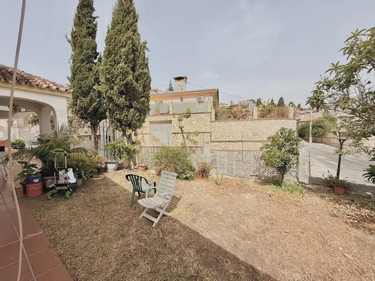 4 bedroom Villa for sale in Mijas with garage - € 579,000 (Ref: 9970817)