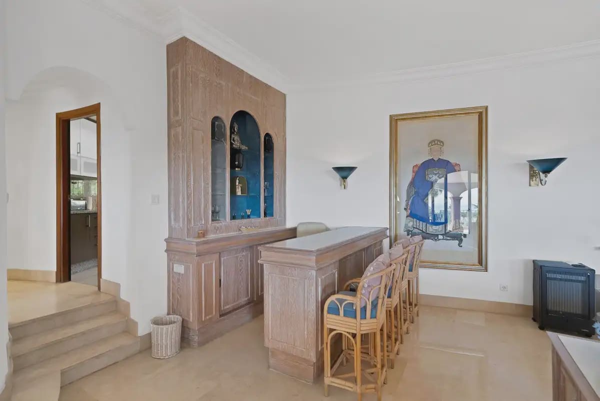 6 slaapkamer Villa te koop in Marbella met zwembad garage - € 2.800.000 (Ref: 9972330)
