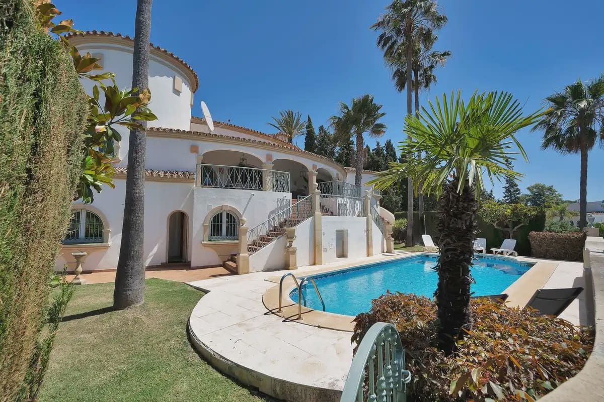 6 slaapkamer Villa te koop in Marbella met zwembad garage - € 2.800.000 (Ref: 9972330)
