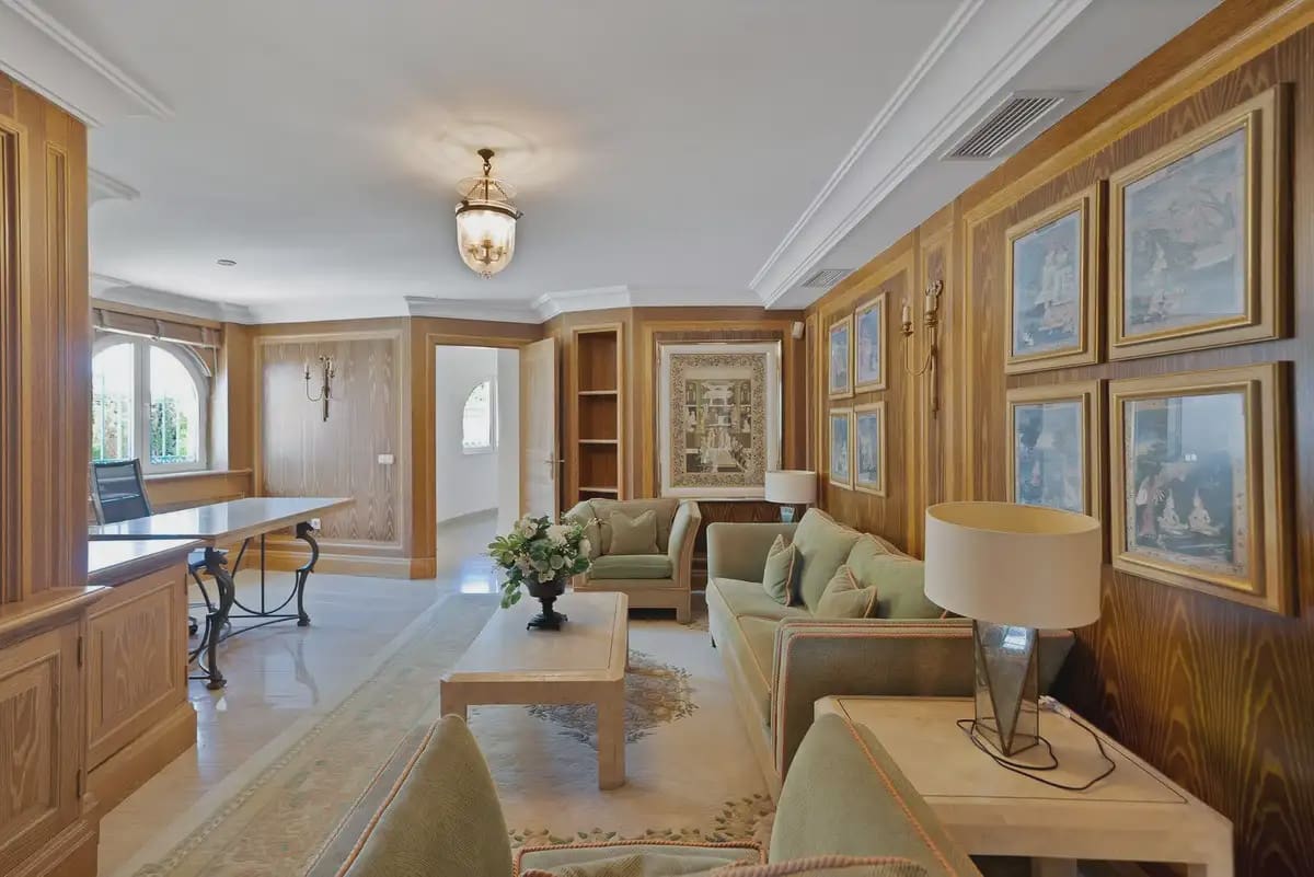 6 slaapkamer Villa te koop in Marbella met zwembad garage - € 2.800.000 (Ref: 9972330)