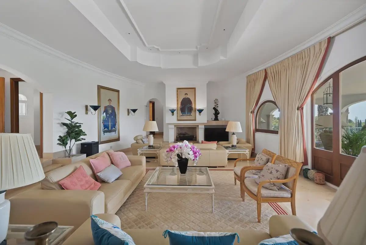 6 slaapkamer Villa te koop in Marbella met zwembad garage - € 2.800.000 (Ref: 9972330)