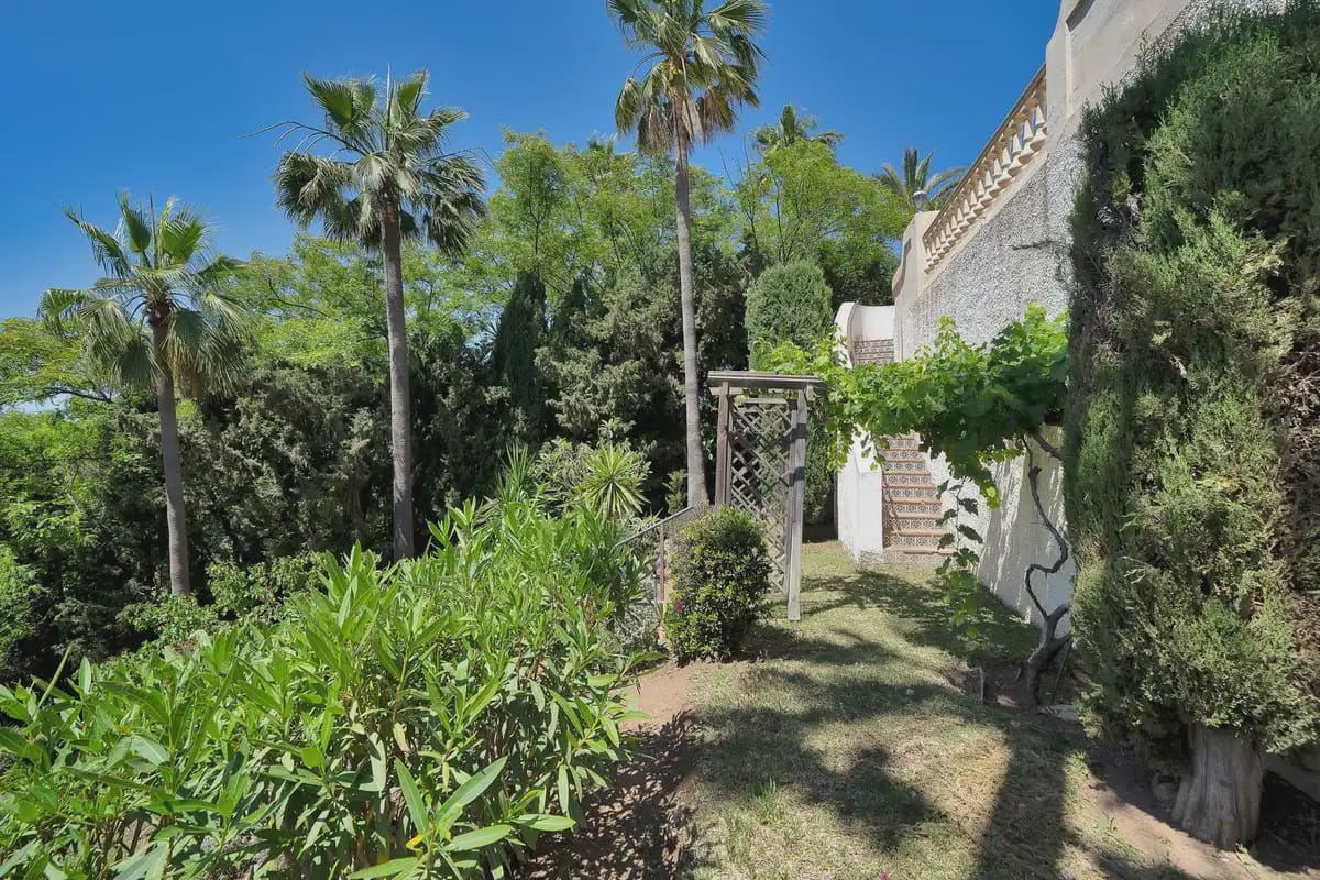 6 slaapkamer Villa te koop in Marbella met zwembad garage - € 2.800.000 (Ref: 9972330)