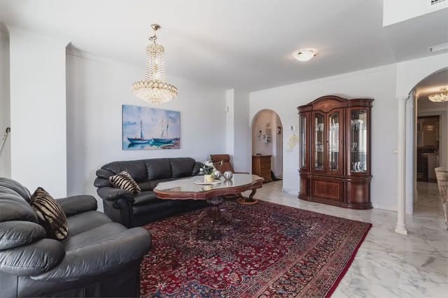 4 slaapkamer Strandappartement te koop in Centro ciudad, Fuengirola met zwembad garage - € 895.000 (Ref: 9972331)