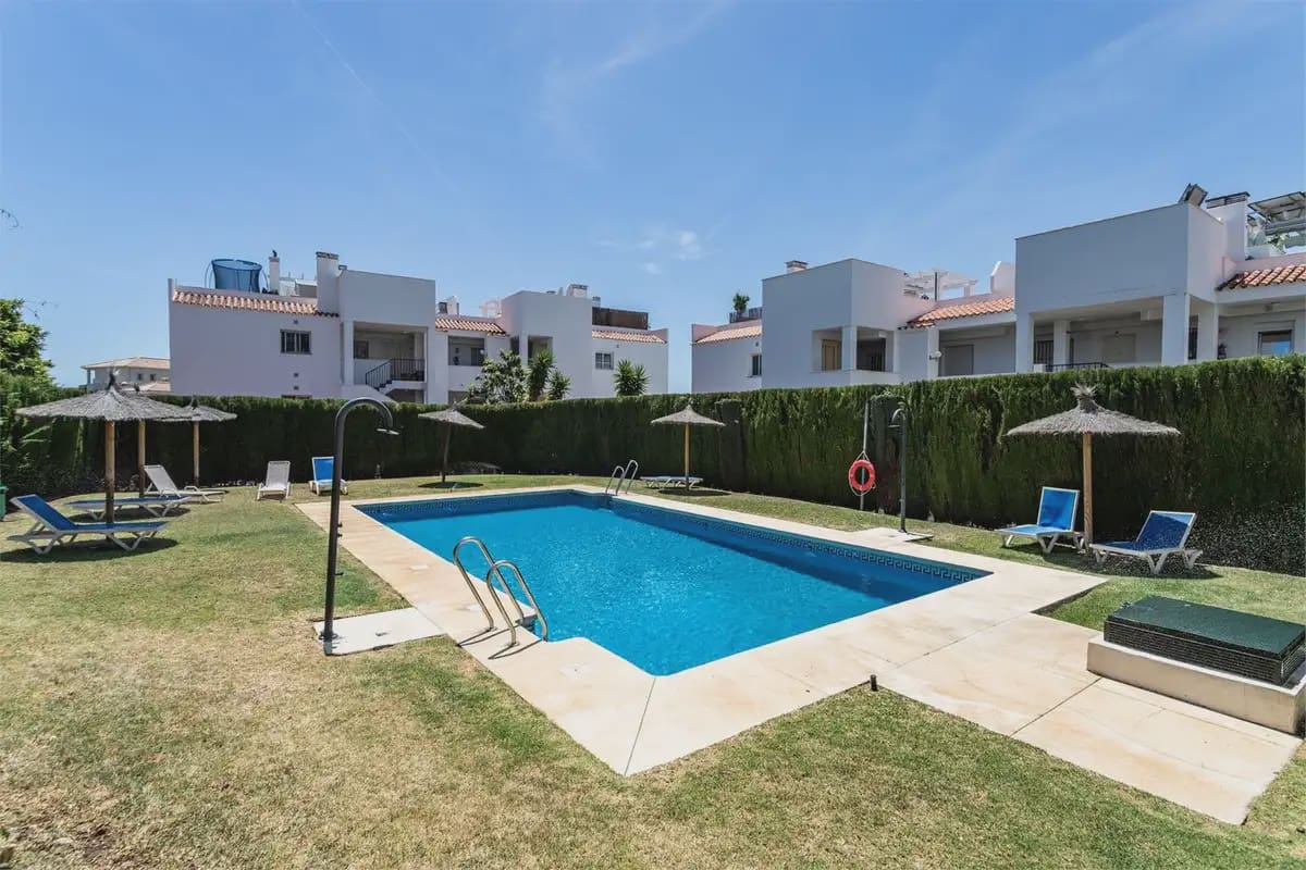 2 soveværelse Lejlighed til salg i Mijas med swimmingpool garage - € 279.000 (Ref: 9972332)