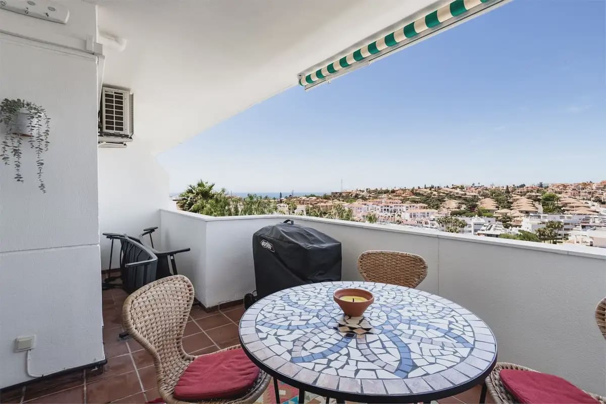 2 soveværelse Lejlighed til salg i Mijas med swimmingpool garage - € 279.000 (Ref: 9972332)
