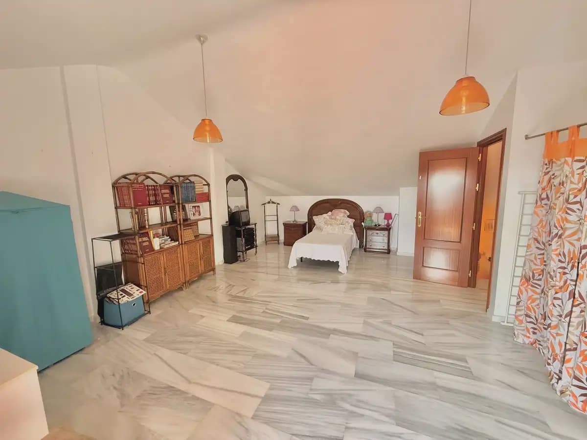 3 bedroom Semi-detached Villa for sale in Fuengirola with pool garage - € 499,000 (Ref: 9972333)