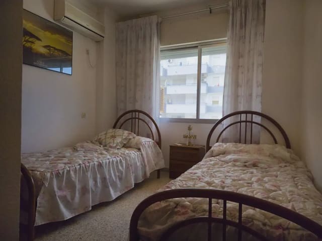 3 soveværelse Lejlighed til salg i Centro ciudad, Fuengirola med garage - € 330.000 (Ref: 9972336)