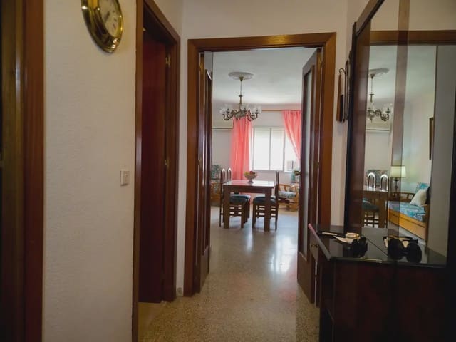 3 soveværelse Lejlighed til salg i Centro ciudad, Fuengirola med garage - € 330.000 (Ref: 9972336)