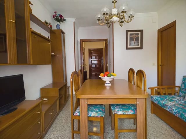 3 soveværelse Lejlighed til salg i Centro ciudad, Fuengirola med garage - € 330.000 (Ref: 9972336)