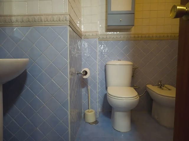 3 soveværelse Lejlighed til salg i Centro ciudad, Fuengirola med garage - € 330.000 (Ref: 9972336)