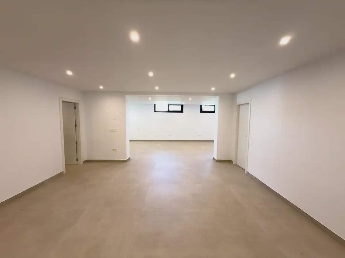 4 bedroom Villa for sale in Mijas with pool garage - € 1,030,000 (Ref: 9972337)