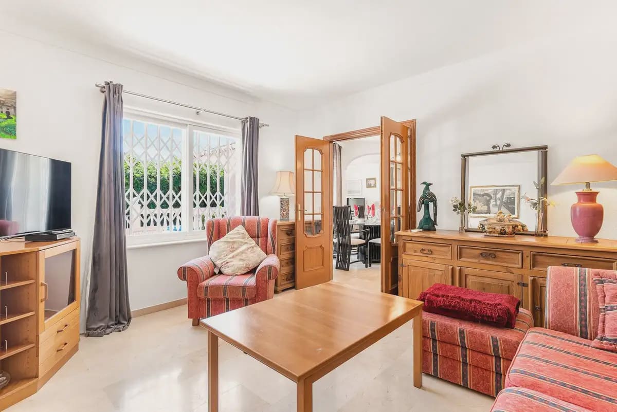 5 bedroom Villa for sale in Mijas with pool garage - € 1,350,000 (Ref: 9973541)