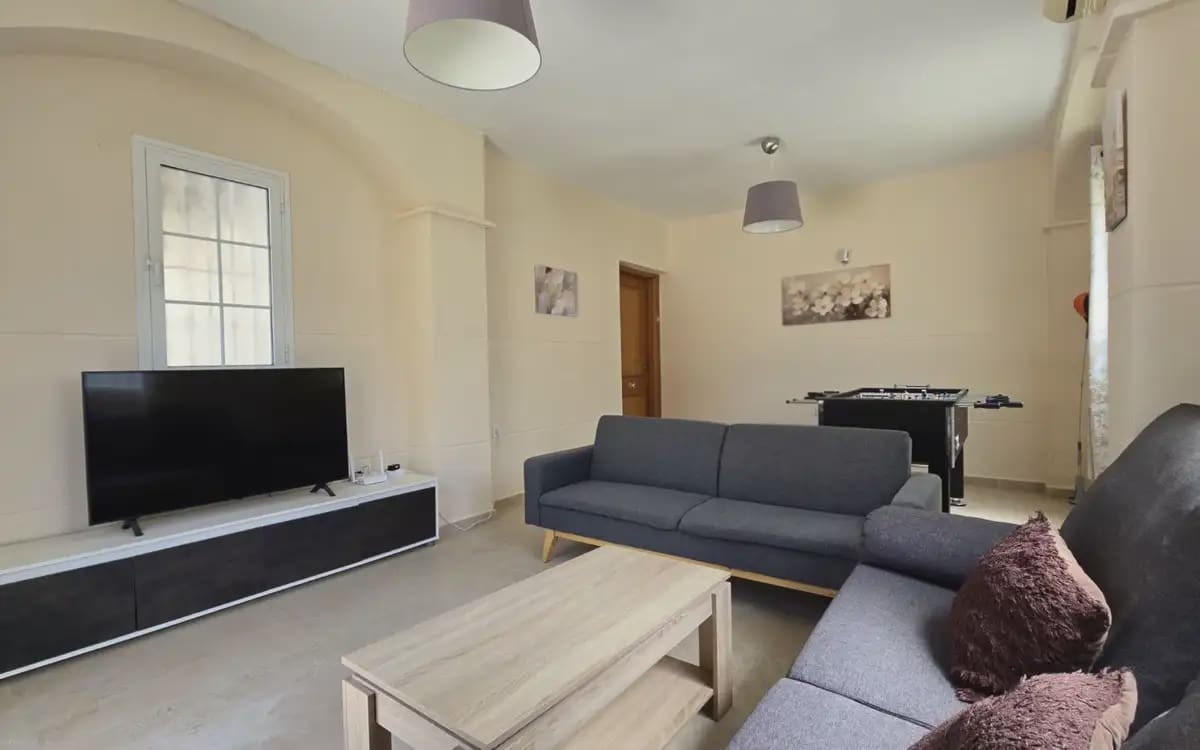 5 bedroom Villa for sale in Mijas with pool garage - € 890,000 (Ref: 9973542)