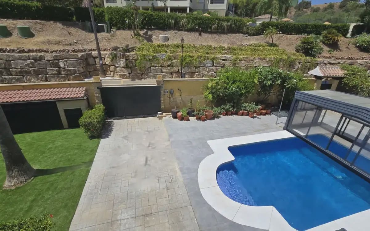 5 bedroom Villa for sale in Mijas with pool garage - € 890,000 (Ref: 9973542)