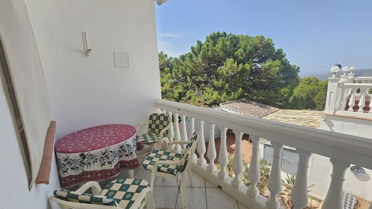 3 bedroom Villa for sale in Mijas with pool garage - € 995,000 (Ref: 9973543)
