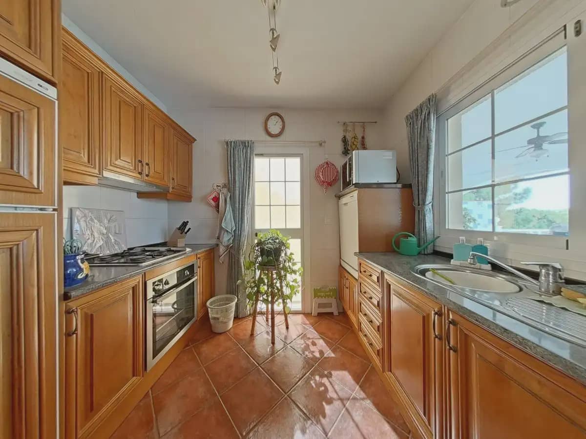 3 bedroom Villa for sale in Mijas with pool garage - € 995,000 (Ref: 9973543)