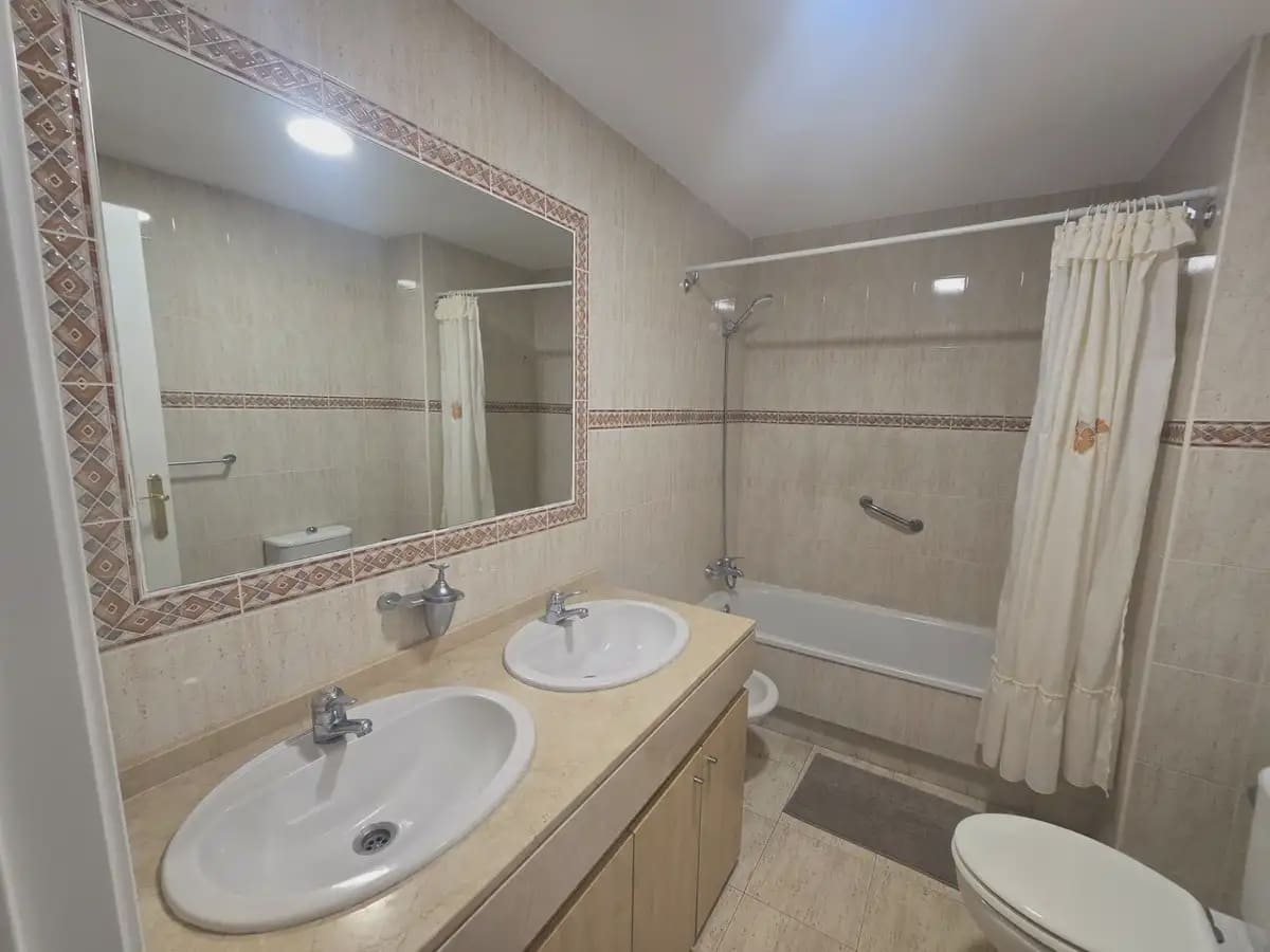 3 soveværelse Lejlighed til salg i Benalmadena med swimmingpool garage - € 425.000 (Ref: 9974436)