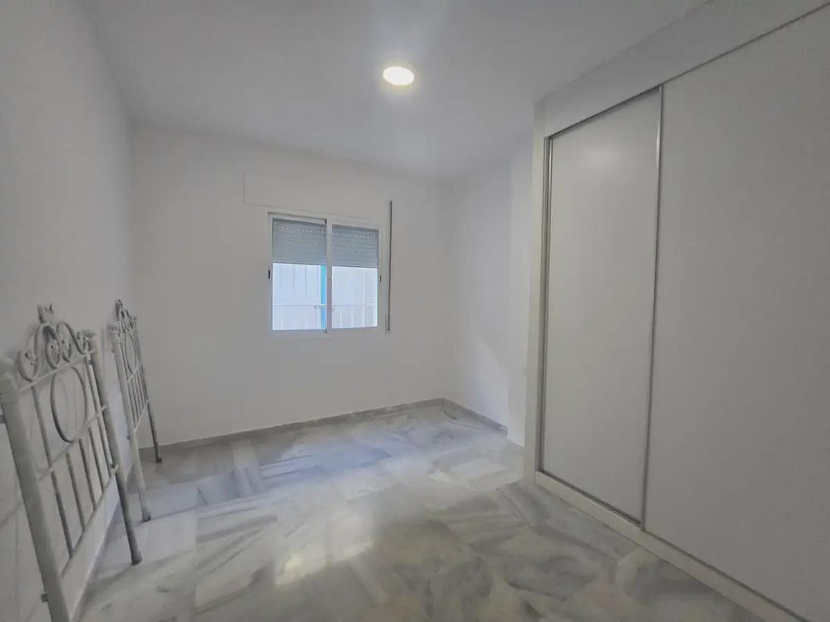 3 soveværelse Lejlighed til salg i Benalmadena med swimmingpool garage - € 425.000 (Ref: 9974436)