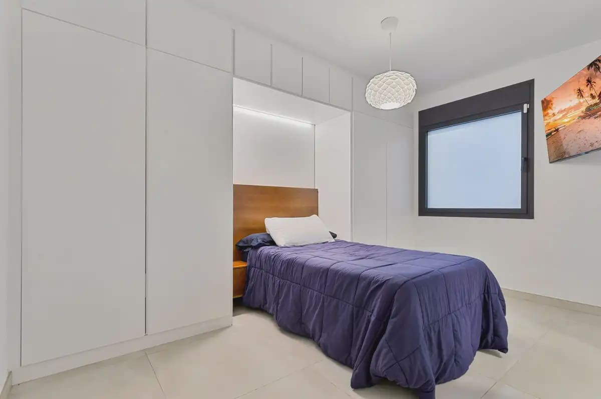 2 soverom Strandleiligheter til salgs i Fuengirola med svømmebasseng - € 479 000 (Ref: 9975658)