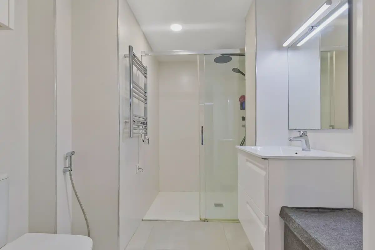 2 soverom Strandleiligheter til salgs i Fuengirola med svømmebasseng - € 479 000 (Ref: 9975658)