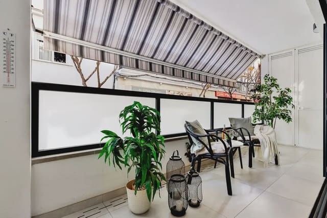 2 soverom Strandleiligheter til salgs i Playa de los Boliches, Fuengirola med svømmebasseng - € 479 000 (Ref: 9975658)