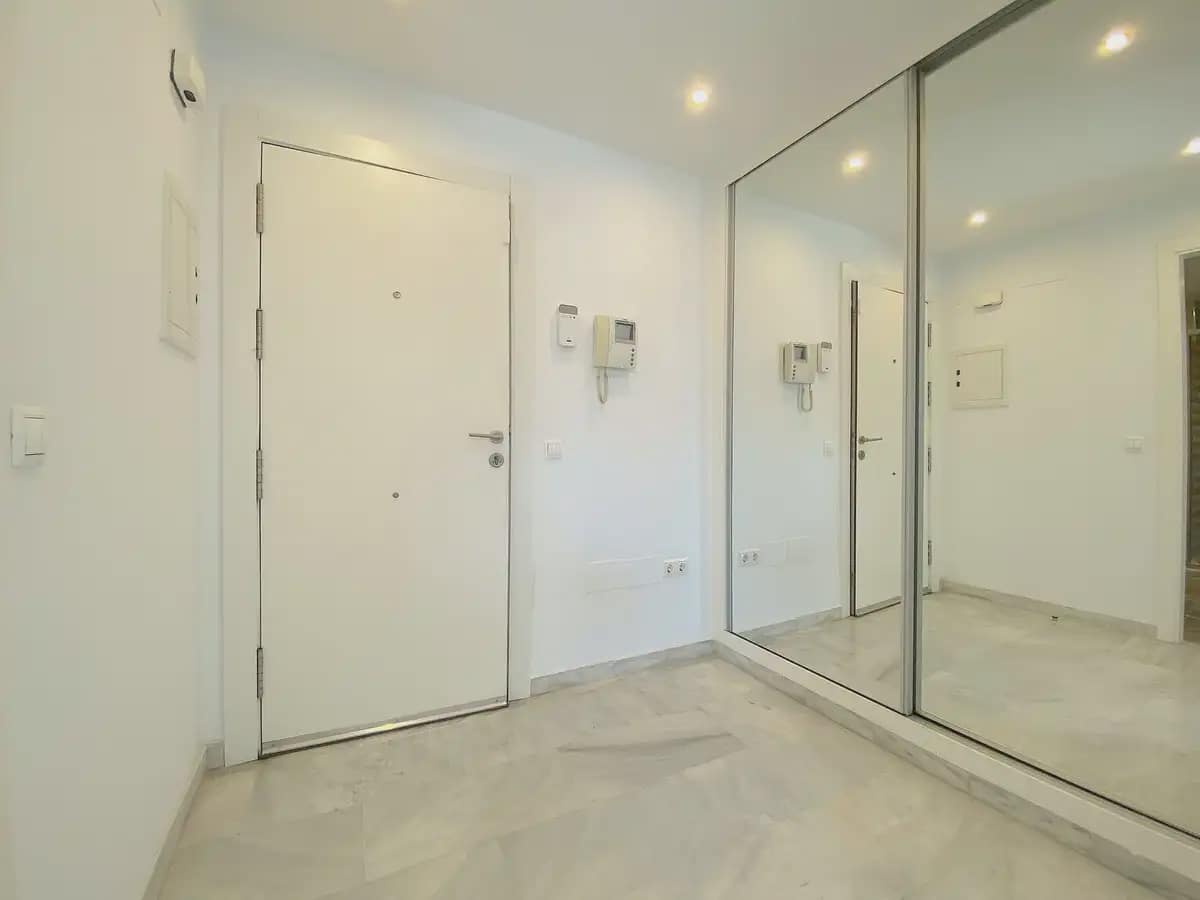 1 soverom Strandleiligheter til salgs i Fuengirola - € 399 000 (Ref: 9975659)