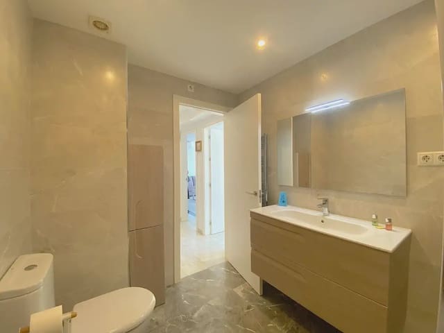 1 soveværelse Strandlejlighed til salg i Centro ciudad, Fuengirola - € 399.000 (Ref: 9975659)
