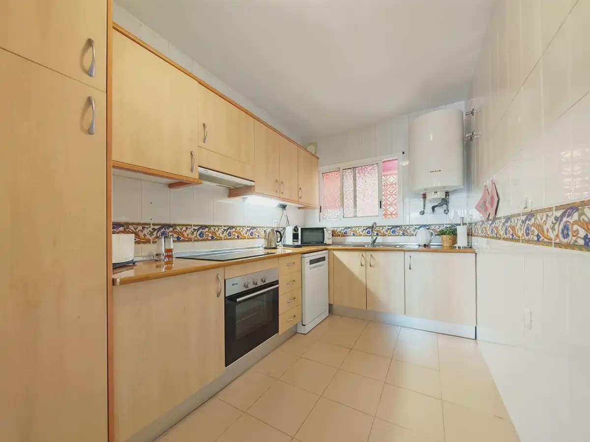 2 soveværelse Lejlighed til salg i Marbella med swimmingpool garage - € 320.000 (Ref: 9975661)