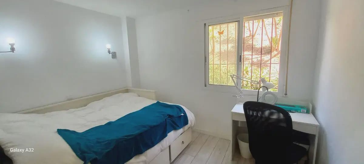 2 soveværelse Lejlighed til salg i Marbella med swimmingpool garage - € 365.000 (Ref: 9975662)