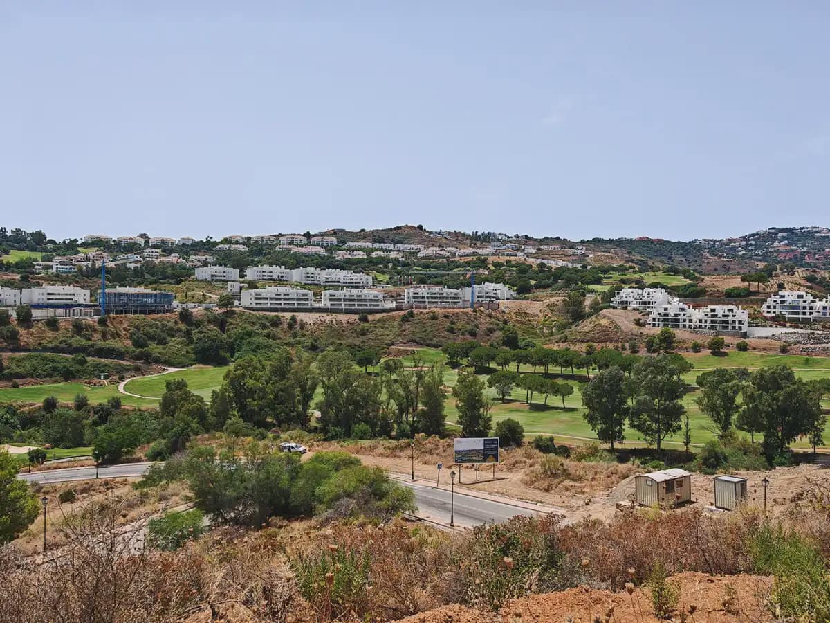 Villa til salgs i Mijas med svømmebasseng garasje - € 685 000 (Ref: 9977541)