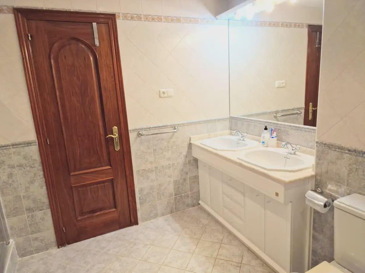4 soverom Penthouse til salgs i Torremolinos med svømmebasseng garasje - € 849 000 (Ref: 9977542)
