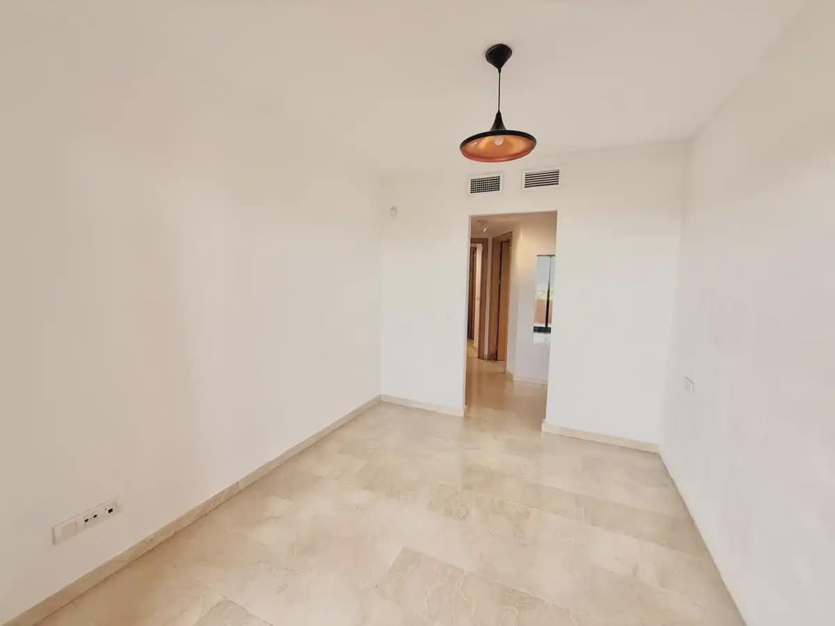 2 sypialnia Apartament na sprzedaż w Fuengirola z basenem garażem - 299 000 € (Ref: 9977543)