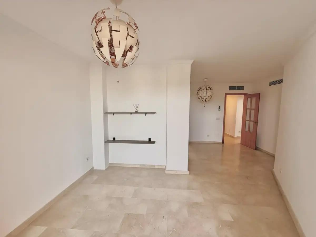 2 sypialnia Apartament na sprzedaż w Fuengirola z basenem garażem - 299 000 € (Ref: 9977543)