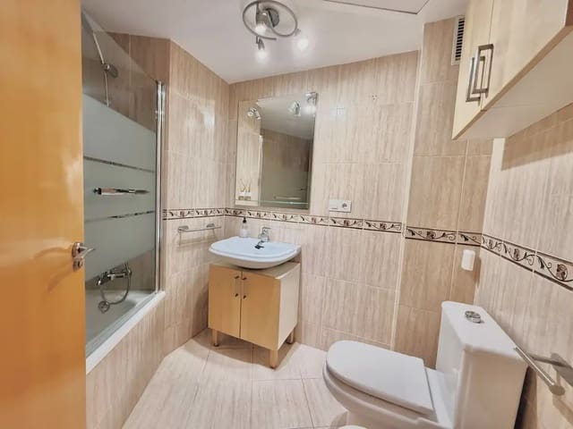 2 soveværelse Lejlighed til salg i Los Pacos, Fuengirola med swimmingpool garage - € 299.000 (Ref: 9977543)