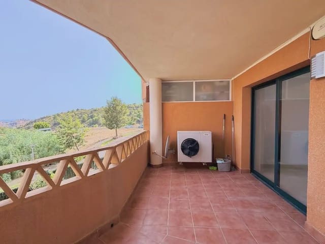 2 soveværelse Lejlighed til salg i Los Pacos, Fuengirola med swimmingpool garage - € 299.000 (Ref: 9977543)