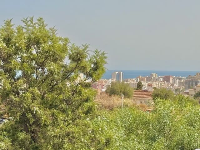 2 soveværelse Lejlighed til salg i Los Pacos, Fuengirola med swimmingpool garage - € 299.000 (Ref: 9977543)